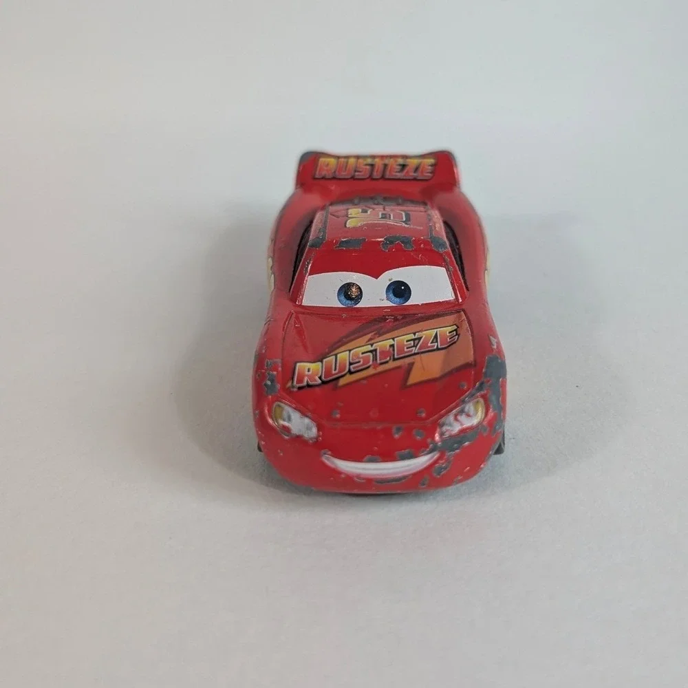 Disney Pixar Cars Lightning McQueen Rusteze Red Diecast Toy Car Mattel FGD84